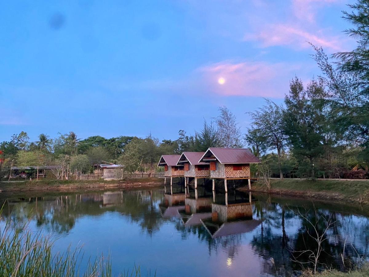 Numpu Baandin Hotel Sam Roi Yot Ngoại thất bức ảnh